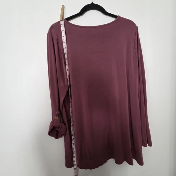 Soft Surroundings Women's Mauve Long Sleeve Top Size Large. Roll Tab Sleeve - Picture 5 of 9
